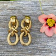 VINTAGE ST JOHN CLIP ON EARRINGS Gold Tone Oval Link Dangle. EUC!