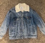 PULL AND BEAR denim jacket with fur inside