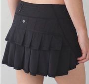 Lululemon Black Pace Setter Skirt 6