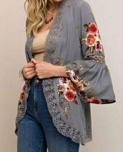 NWT entro grey kimono bell sleeve grey floral cardigan L