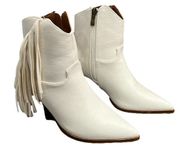 NEW - white fringe cowgirl booties 🤠 7.5