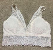 🔥5/20🔥 So Off White Lace Bralette Sz M NWOT