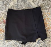 Envelope Skort