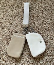 Dual Pouch Wristlet in Trench/White Opal