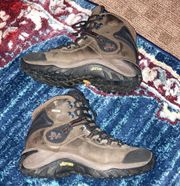 Brown & Black Merrell Vibram Hiking Boots Size 7.5