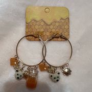 NWT Hot Topic Honey Bear Waffle Flower gold Hoop Earrings