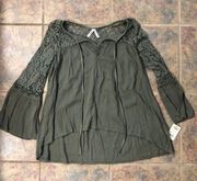 NWT Small MUDD v Neck Blouse Tie & Bell Sleeves