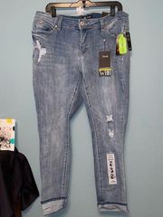 Wanna Betta Butt Royalty for Me Mid-Rise Ankle Jeans Size 16W