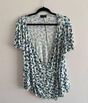 Lane Bryant 18/20 Blue Floral Short Sleeve Blouse