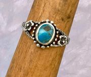 Vintage Style Turquoise Flower Ring - Sz 7.5