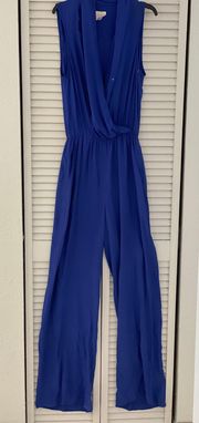 Sleeveless faux wrap sleeveless silk Jumpsuit.