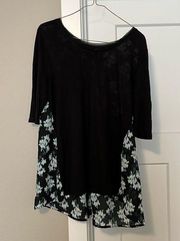 Vera Wang Short Sleeve Blouse