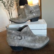 St. John's Bay Gray Faux Leather Harness Block Heel Booties / Womens Size 10