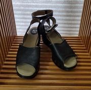 Size 38-40  7 Yake Ankle Strap Leather Wedge Sandals Peep Toe