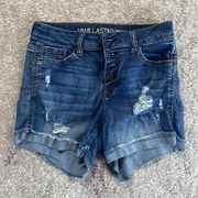 Vanilla Star Junior's Dark Wash Denim Cut Off Button Fly Shorts Midi Rise Sz 2