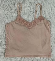 a  cropped tank top size us 4