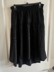 NEW Draper James Black Tiered Skirt Size Medium