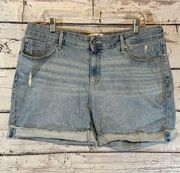 DENIZEN Jean Shorts Mid Rise Light Wash Distressed-16 w33)