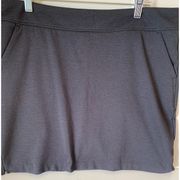 Greg Norman golf skort size large women's dark gray