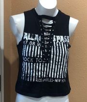 White fawn black and white sleeveless top