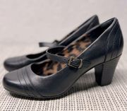 Clarks Brynn Ivy Black Leather Mary Jane Pumps Block Heels Comfort Women 8M NEW