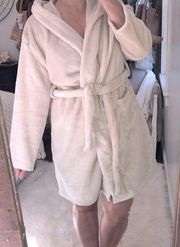 Summer & Rose size large/xlarge tan soft plush hooded robe