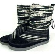 Toms Nepal boots in stripes and suede A4