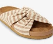 Brand New and Sealed THE REESE SLIP ON FOOTBED SANDAL Wide