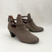 Gentle Souls Kenneth Cole Boxford Grey Soft Leather Buckle CutOut Ankle Boot 9.5