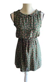 Beautiful green floral dress, open back, sleeveless, Peter Pan collar, elastic waist, excellent condition, size small