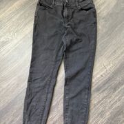 Tahari Black Skinny Stretchy Jeans Size 8 Women’s