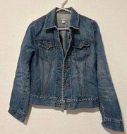 Gap  Vintage Y2K Women's Size Small Button Up Light Wash Denim Blue Jean Jacket