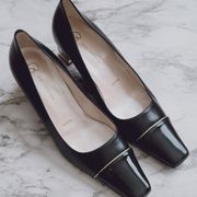 St. John black leather patent cap toe new heels size 6½