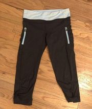 LULULEMON rouched Sides Black Blue 4 Crop Capri Leggings