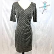 Anne Klein gray geometric print vneck ruched dress size 6