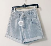 Cloud Ten Denim Shorts NWT - Size Small