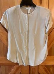 JONES NEW YORK Petite women short sleeve silk blouse size 6P Button Up