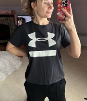 Under Armor: Black The Girlfriend Tee