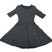 Topshop  Dress Womens 2 Black White Grid Print Jacquard Flippy Short Sleeve Mini