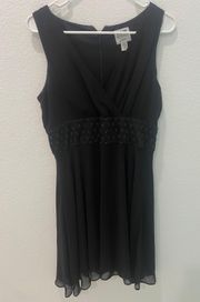 R&M Richards Black Knee Length Dress Size 12P