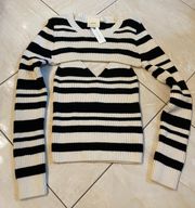 New With Tags  Sweater Set Size XL white And Black Retail $138