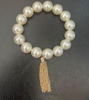 New Badgley Mischka Chunk Pearl bracelet w Gold Tassel