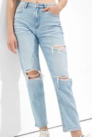American Eagle Outfitters • Ligher Wash Mom Straight Jeans Destructed