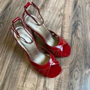 Colin Stuart size 6.5 M red heels