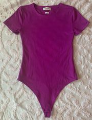 Women’s Small  Aritzia Contour Crew Short Sleeve Bodysuit Purple