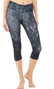 Alo Yoga  High Waist Airbrush Capri Snake Print Legging Size M