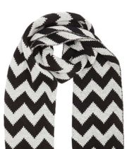 Zig Zag Scarf