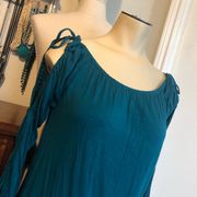 🌺Design History cold shoulder ruched top