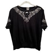 Vintage BonWortb Black & White Top Women’s Size Medium / Large Shirt Lace Design