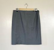 Gray  Wool Blend Skirt Size 44 (8) VGUC w/ FLAW